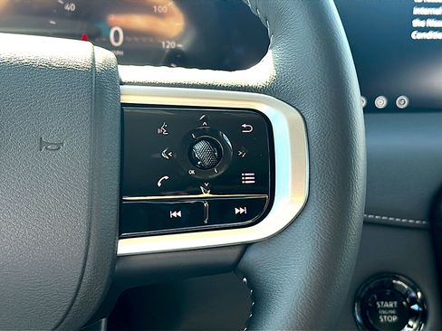 New 2026 Nissan Armada SV image 19