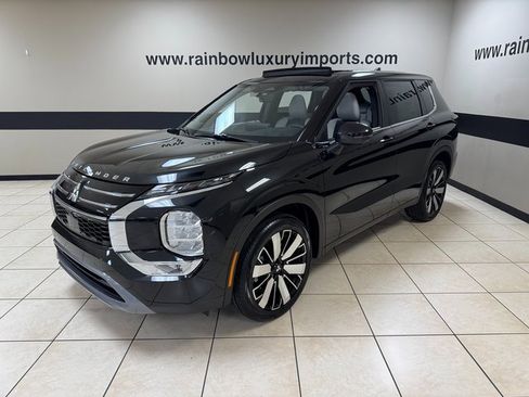 New 2026 Mitsubishi Outlander SE image 3