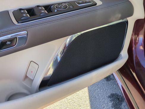 Used 2017 Lincoln Continental Reserve AWD/4WD image 13