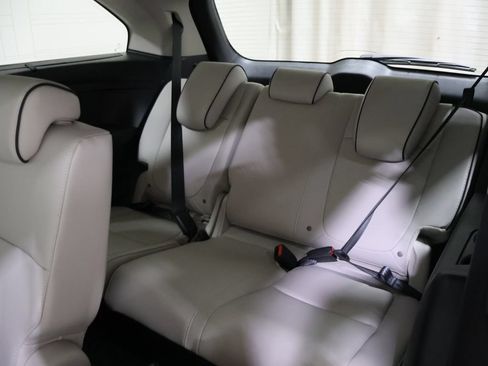 New 2026 Honda Odyssey Touring image 10