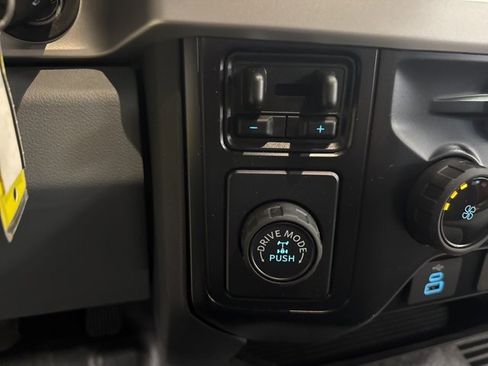 Used 2024 Ford F350 XL w/ XL Chrome Package image 27