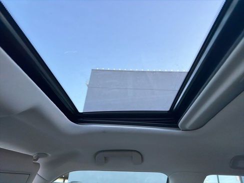 Used 2018 Nissan Armada SL w/ Moonroof Package image 10