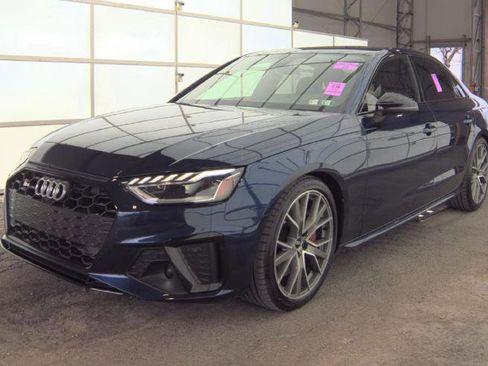 Used 2021 Audi S4 Premium Plus w/ Premium Plus Package image 3