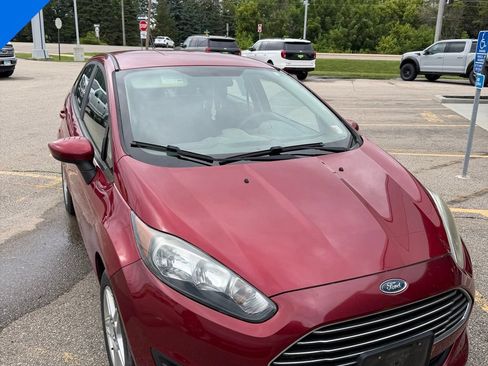 Used 2017 Ford Fiesta SE FWD image 3