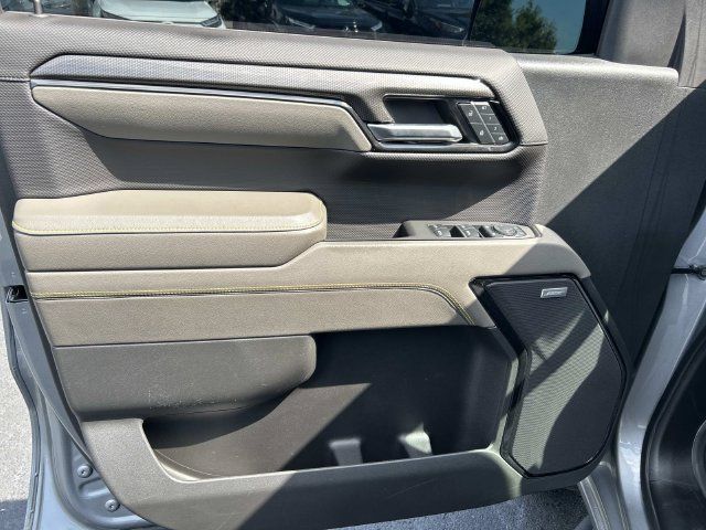 Used 2024 Chevrolet Silverado 1500 ZR2 w/ Technology Package AWD/4WD image 25