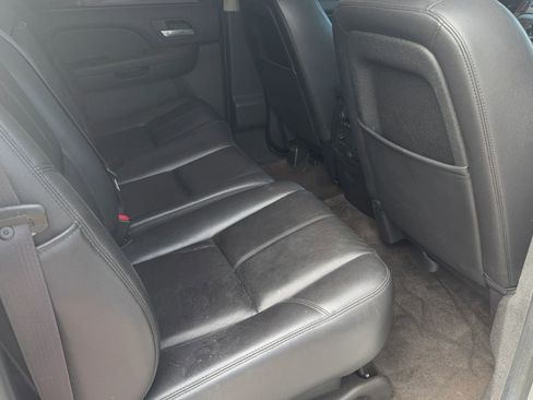 Used 2012 Chevrolet Avalanche LT w/ All-Star Edition AWD/4WD image 14