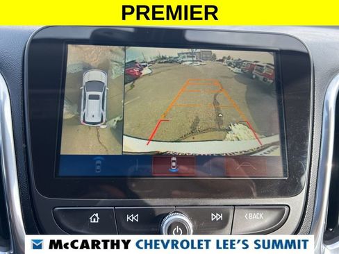 Used 2018 Chevrolet Equinox Premier image 10