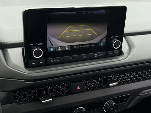 Used 2025 Honda Accord SE image 17