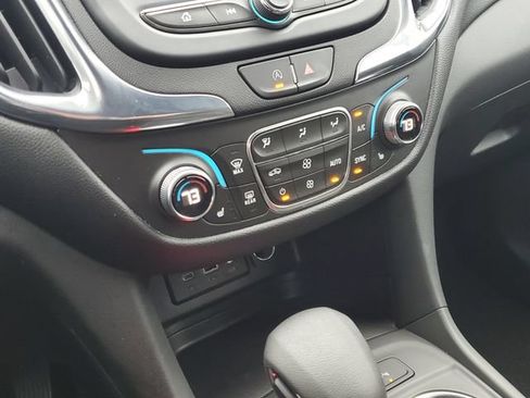 Certified 2022 Chevrolet Equinox LT FWD image 31