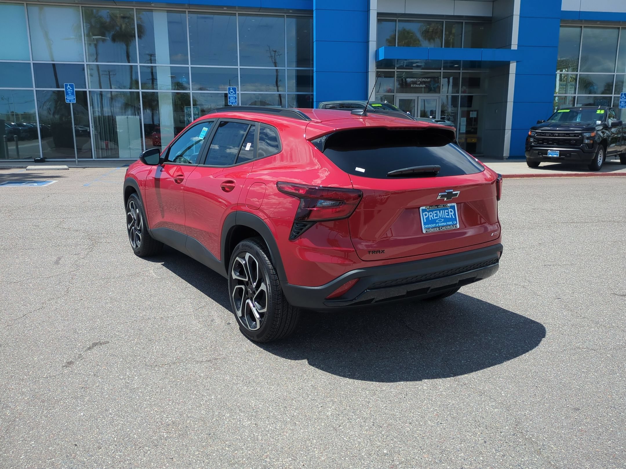 Used 2026 Chevrolet Trax RS w/ Driver Confidence Package FWD image 3