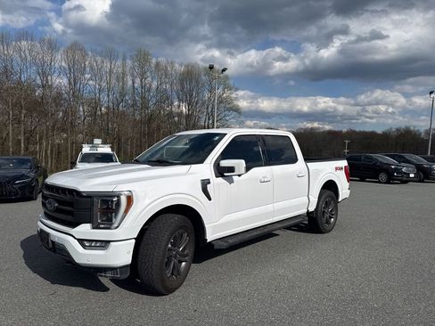 Used 2021 Ford F150 Lariat w/ Equipment Group 502A High image 3