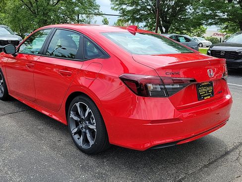 Used 2026 Honda Civic Sport Touring image 3