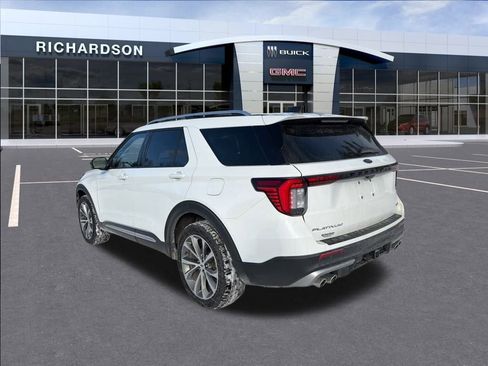 Used 2025 Ford Explorer Platinum w/ Ultimate Package image 14