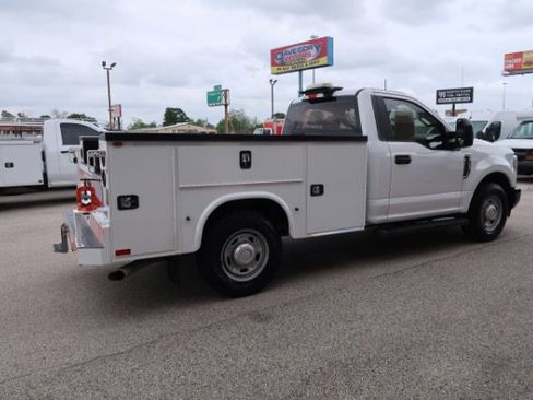 Used 2019 Ford F250 XL RWD image 4