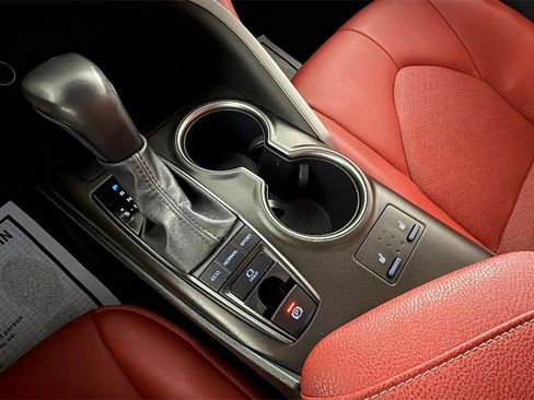 Used 2023 Toyota Camry XSE w/ Navigation Package image 25