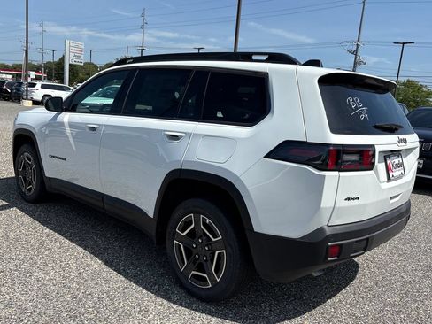New 2026 Jeep Cherokee Laredo AWD/4WD image 28