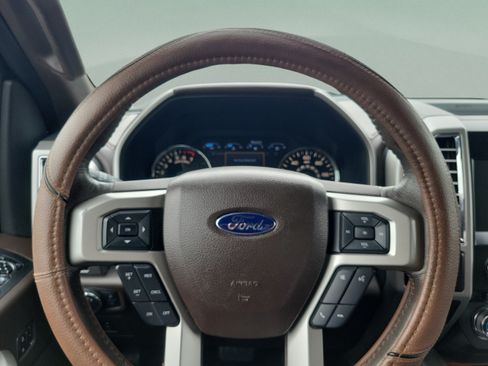 Used 2016 Ford F150 King Ranch w/ Equipment Group 601A Luxury AWD/4WD image 19