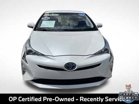 Used 2018 Toyota Prius Four Touring w/ Premium Convenience Package FWD image 3