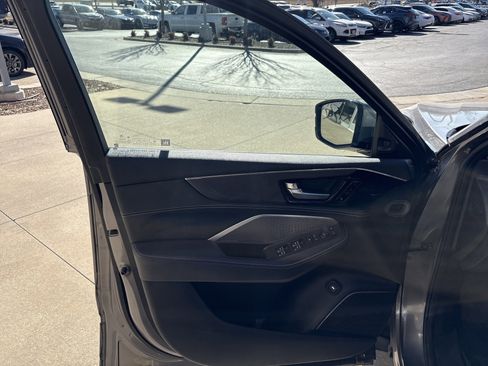 Used 2022 Acura MDX SH-AWD w/ Advance Package image 14