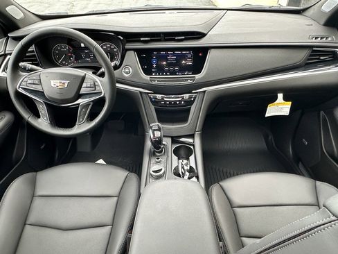 New 2025 Cadillac XT5 Premium Luxury w/ LPO, Floor Liner Package image 9