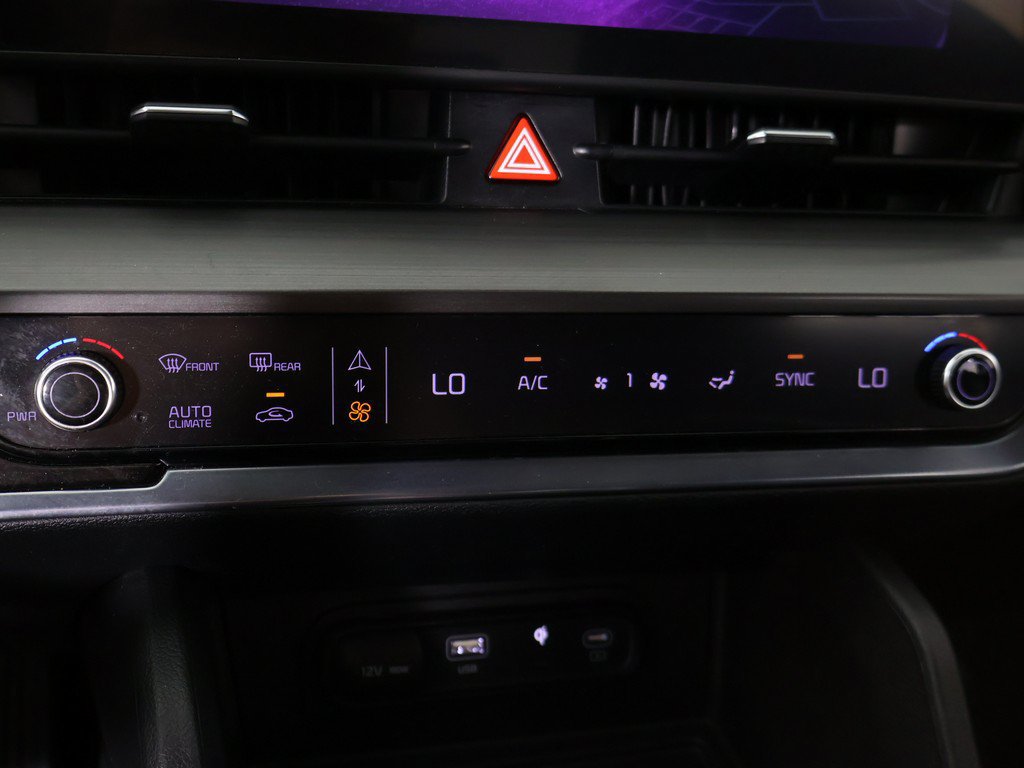 Used 2023 Kia Sportage EX FWD image 48