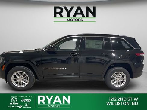 New 2026 Jeep Grand Cherokee Laredo X AWD/4WD image 5