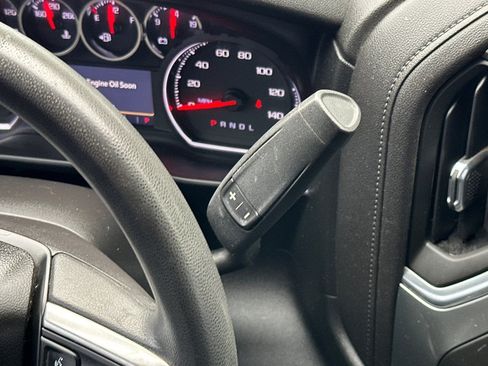 Used 2020 Chevrolet Silverado 1500 LT w/ Remote Start Package AWD/4WD image 23