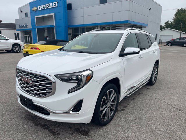 Used 2018 GMC Terrain Denali w/ LPO, 'HIT The Road' Package AWD/4WD image 2