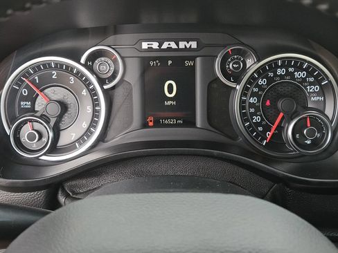 Used 2019 RAM 1500 Big Horn RWD image 19