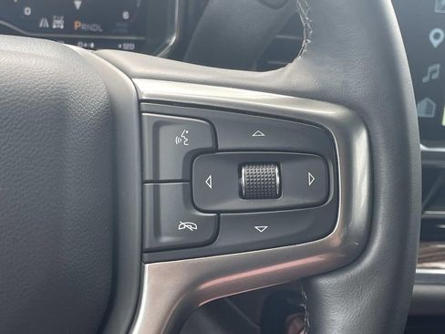 Used 2025 Chevrolet Silverado 1500 LT AWD/4WD image 29