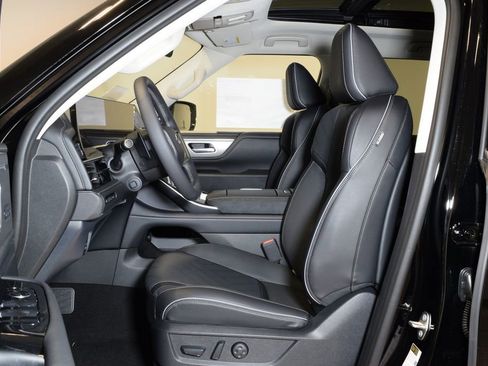 New 2026 INFINITI QX80 Luxe w/ Cargo Package AWD/4WD image 12