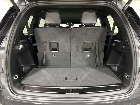 New 2026 Jeep Grand Cherokee L 4WD image 25