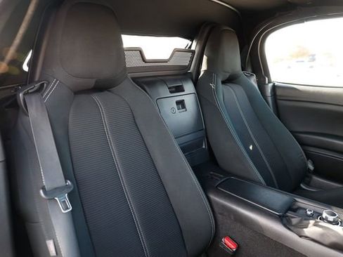 Used 2017 FIAT 124 Spider Classica image 11