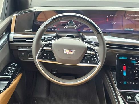 New 2026 Cadillac Escalade Luxury w/ Touring Package AWD/4WD image 18