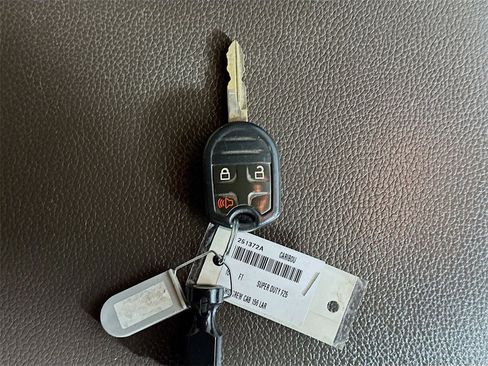 Used 2015 Ford F250 XLT w/ XLT Value Package image 35