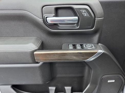 Certified 2021 Chevrolet Silverado 1500 LT Trail Boss w/ Convenience Package II AWD/4WD image 19