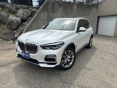 Used 2019 BMW X5 xDrive40i w/ Premium Package 2