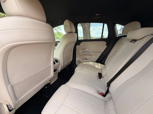 Certified 2021 Mercedes-Benz GLA 250 image 14