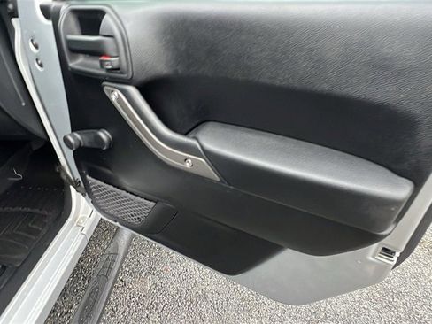 Used 2012 Jeep Wrangler Sport image 15
