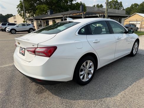 Used 2021 Chevrolet Malibu LT FWD image 5