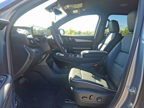 New 2026 Buick Enclave Preferred w/ Power Package image 7