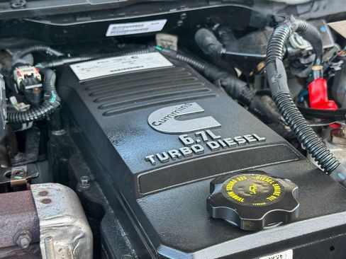 Used 2020 RAM 2500 Big Horn w/ Level 1 Equipment Group AWD/4WD image 40