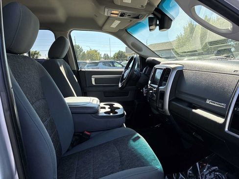 Used 2018 RAM 1500 Big Horn AWD/4WD image 23
