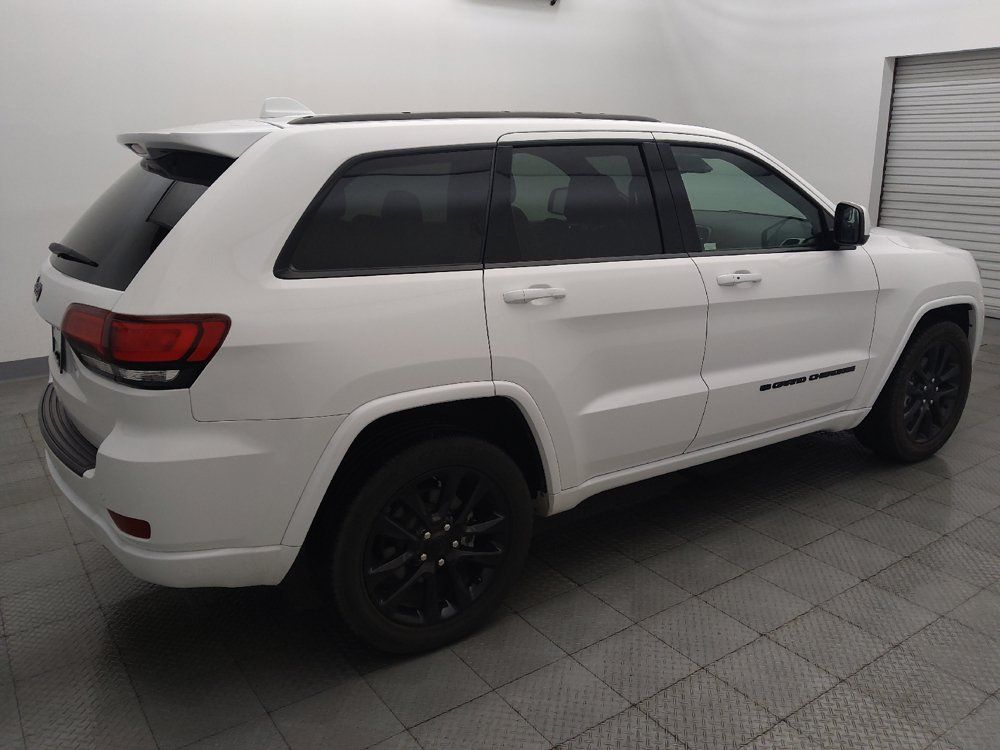 Used 2022 Jeep Grand Cherokee Laredo X RWD image 10