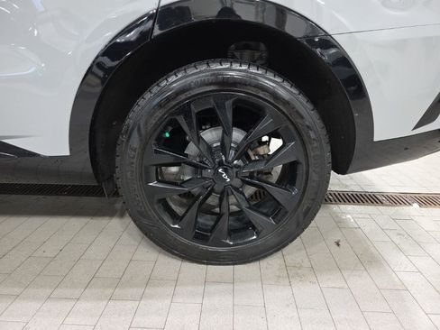 Used 2023 Kia Sorento SX image 23