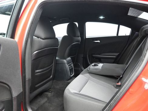 Used 2018 Dodge Charger R/T image 25