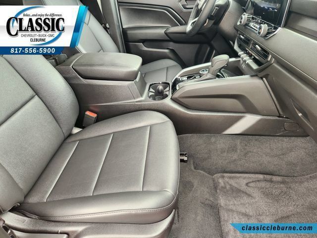 Used 2026 Chevrolet Colorado Trail Boss AWD/4WD image 15