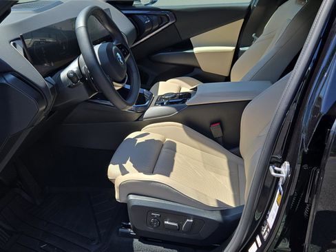 Used 2025 BMW X3 xDrive30i w/ Convenience Package AWD/4WD image 9