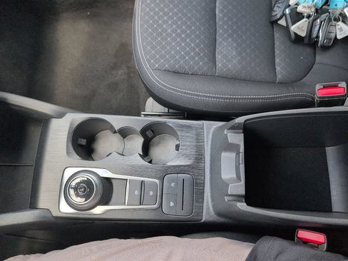 Certified 2024 Ford Escape Active AWD/4WD image 18