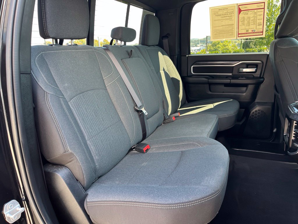 Used 2024 RAM 3500 Big Horn w/ Night Edition AWD/4WD image 25